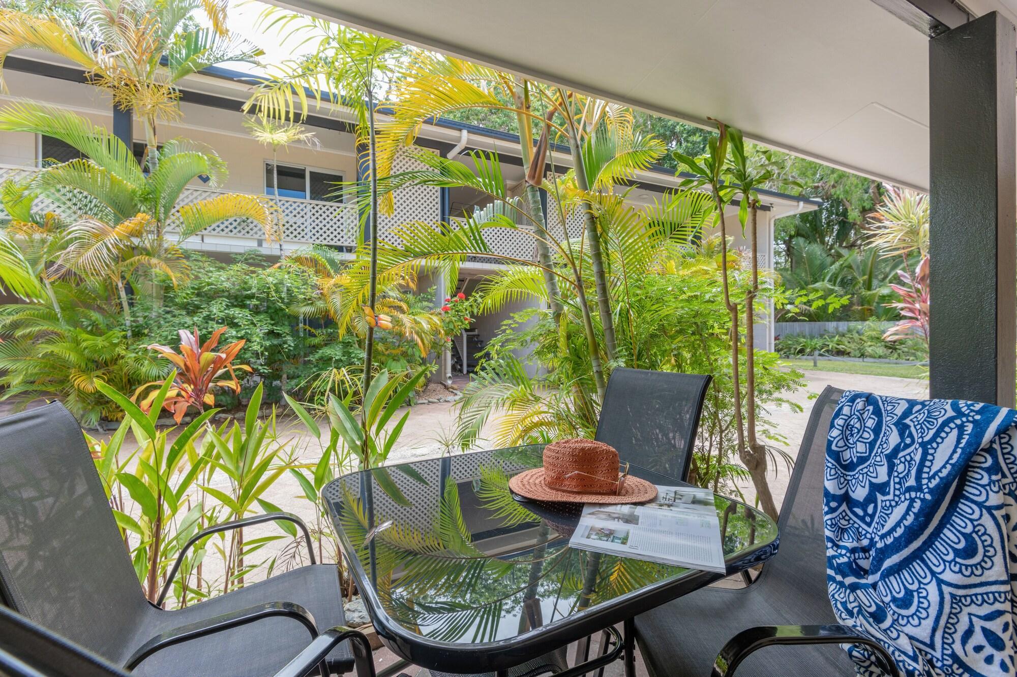 Lychee Tree Holiday Apartments Port Douglas Kültér fotó